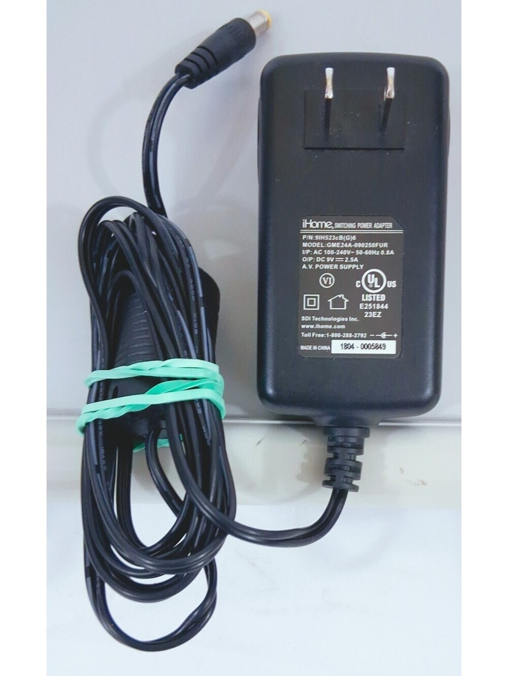 OEM iHOME GME24A-090250FUR Power Supply AC/DC Adapter In 100-240 Out 9VDC 2.5A